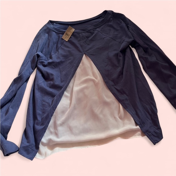 NWT LOFT Petite Mixed Media Split Back Top XSP - Picture 2 of 5